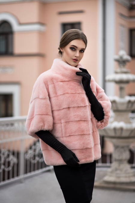 Скачайте январский каталог шуб со скидками! 